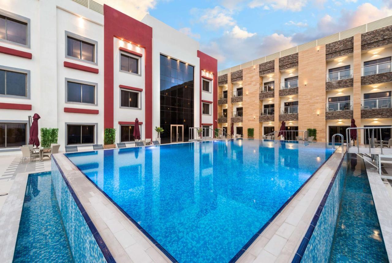Best Western Plus Al Qurayyat City Center Eksteriør bilde