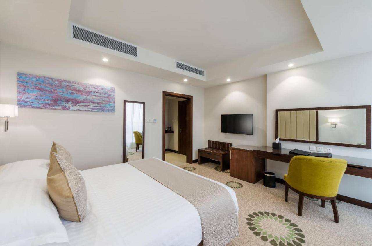 Best Western Plus Al Qurayyat City Center Eksteriør bilde