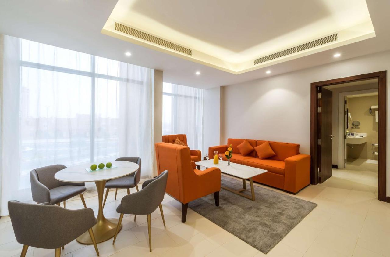 Best Western Plus Al Qurayyat City Center Eksteriør bilde